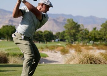 Ventaja 1 de jugar golf